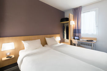 2 Hotel 2*